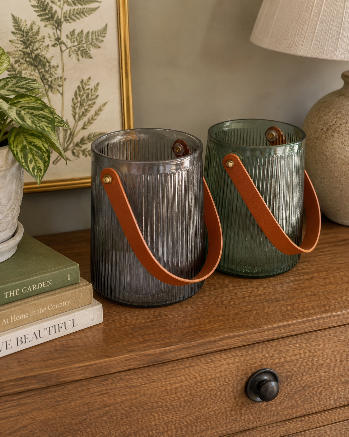 Ribbed Vase With Leather Handle