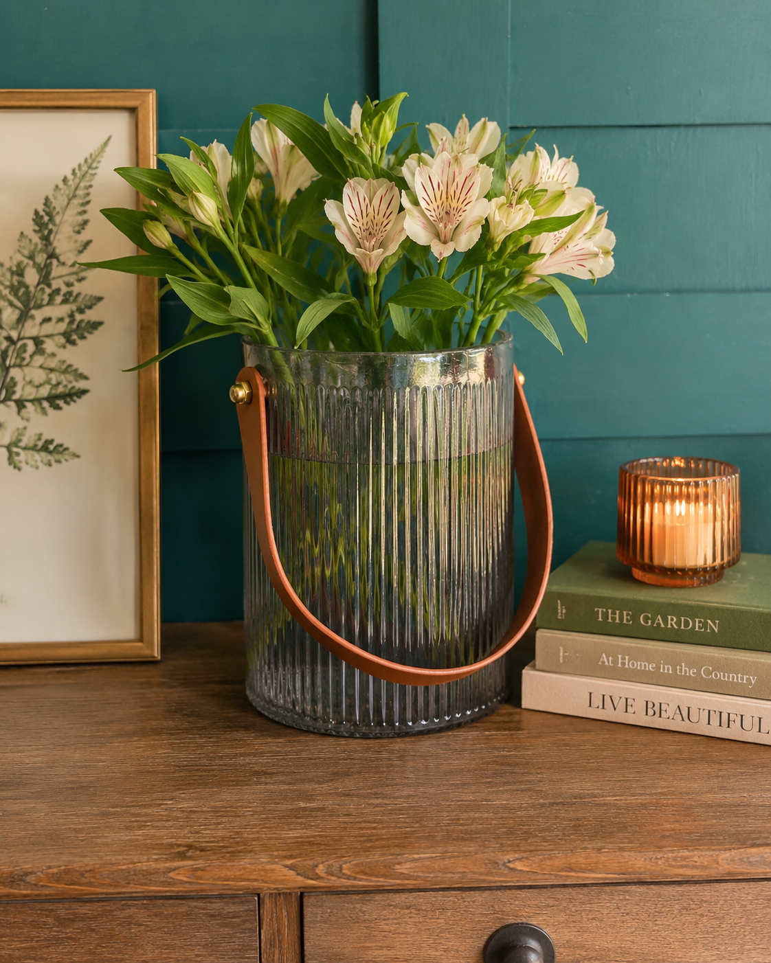 Ribbed Vase With Leather Handle