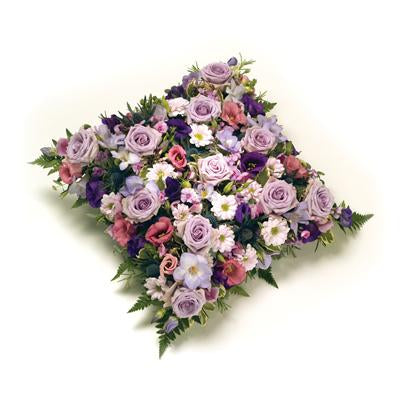 Loose Flower Cushion
